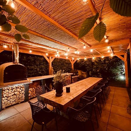 Villa Calma Rust Ruimte Luxe Inclusief Private Jacuzzi Zeewolde Exterior photo